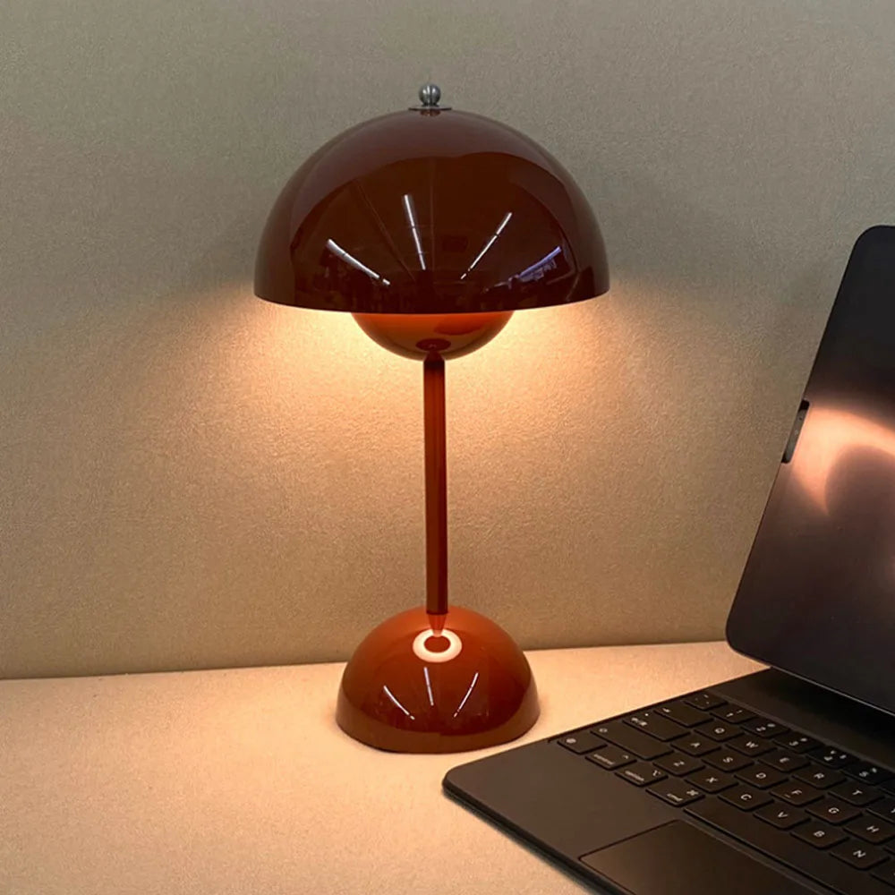 The Dorathy Lamp